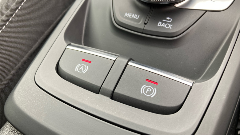 Audi Q2 30 TFSI Sport 5dr Petrol Estate